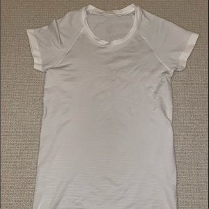 LULULEMON white swiftly tech *REGULAR LENGTH* size 4